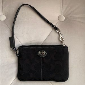 💥SALE Mini coach clutch/coin purse